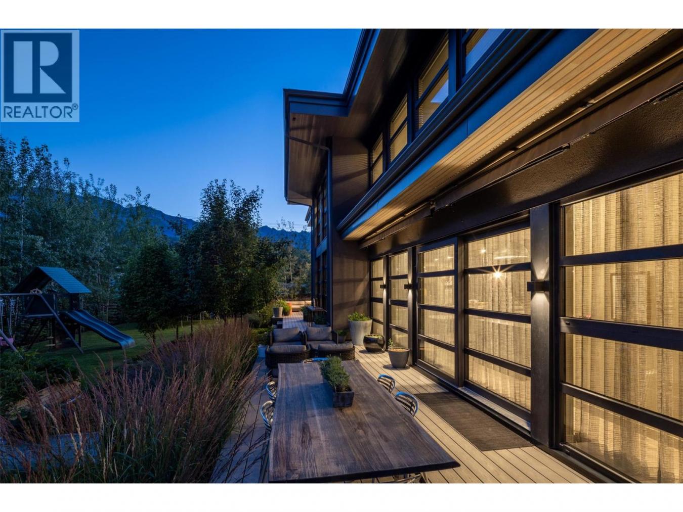 Golden, BC, V0A1H0, Canada, 5 Bedrooms Bedrooms, ,3 BathroomsBathrooms,Residential,For Sale,1920175