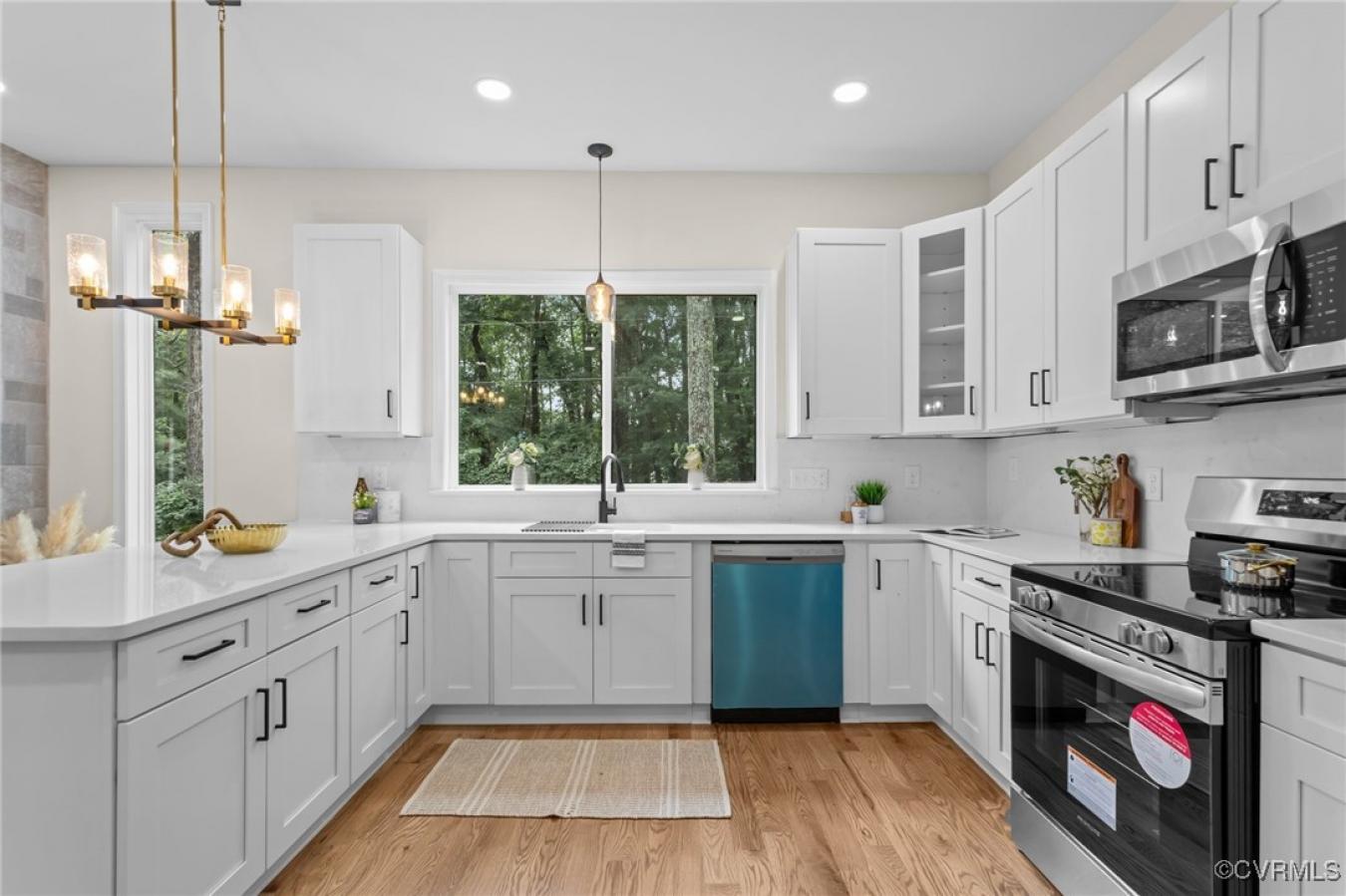 Midlothian, Chesterfield, 23114, United States, 5 Bedrooms Bedrooms, ,3 BathroomsBathrooms,Residential,For Sale,1922229