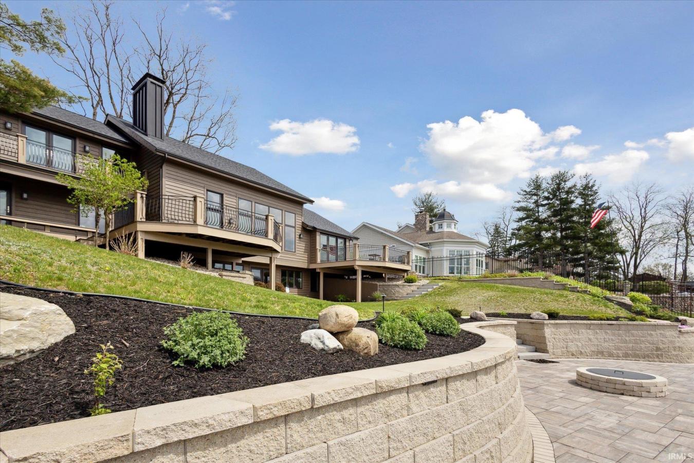 Elkhart, Indiana, 46514-4632, United States, 4 Bedrooms Bedrooms, ,4 BathroomsBathrooms,Residential,For Sale,1922227