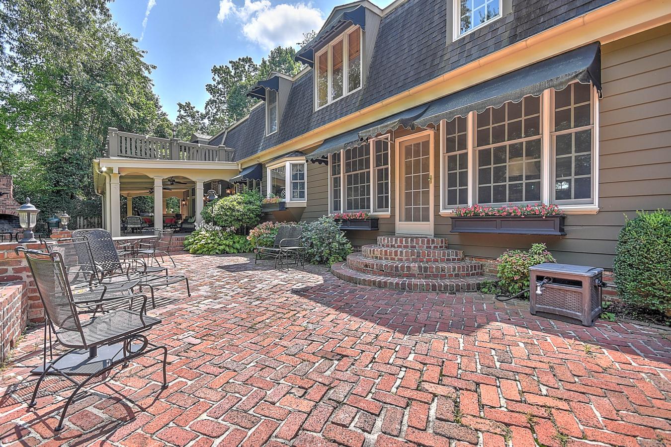Bristol, Virginia, 24201, United States, 4 Bedrooms Bedrooms, ,3 BathroomsBathrooms,Residential,For Sale,1936039