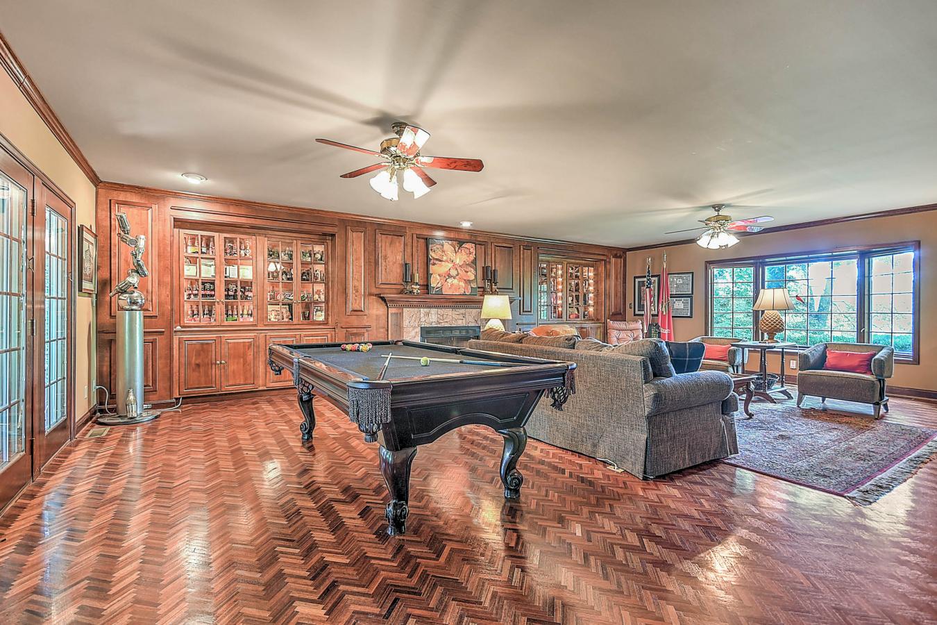 Bristol, Virginia, 24201, United States, 4 Bedrooms Bedrooms, ,3 BathroomsBathrooms,Residential,For Sale,1936039