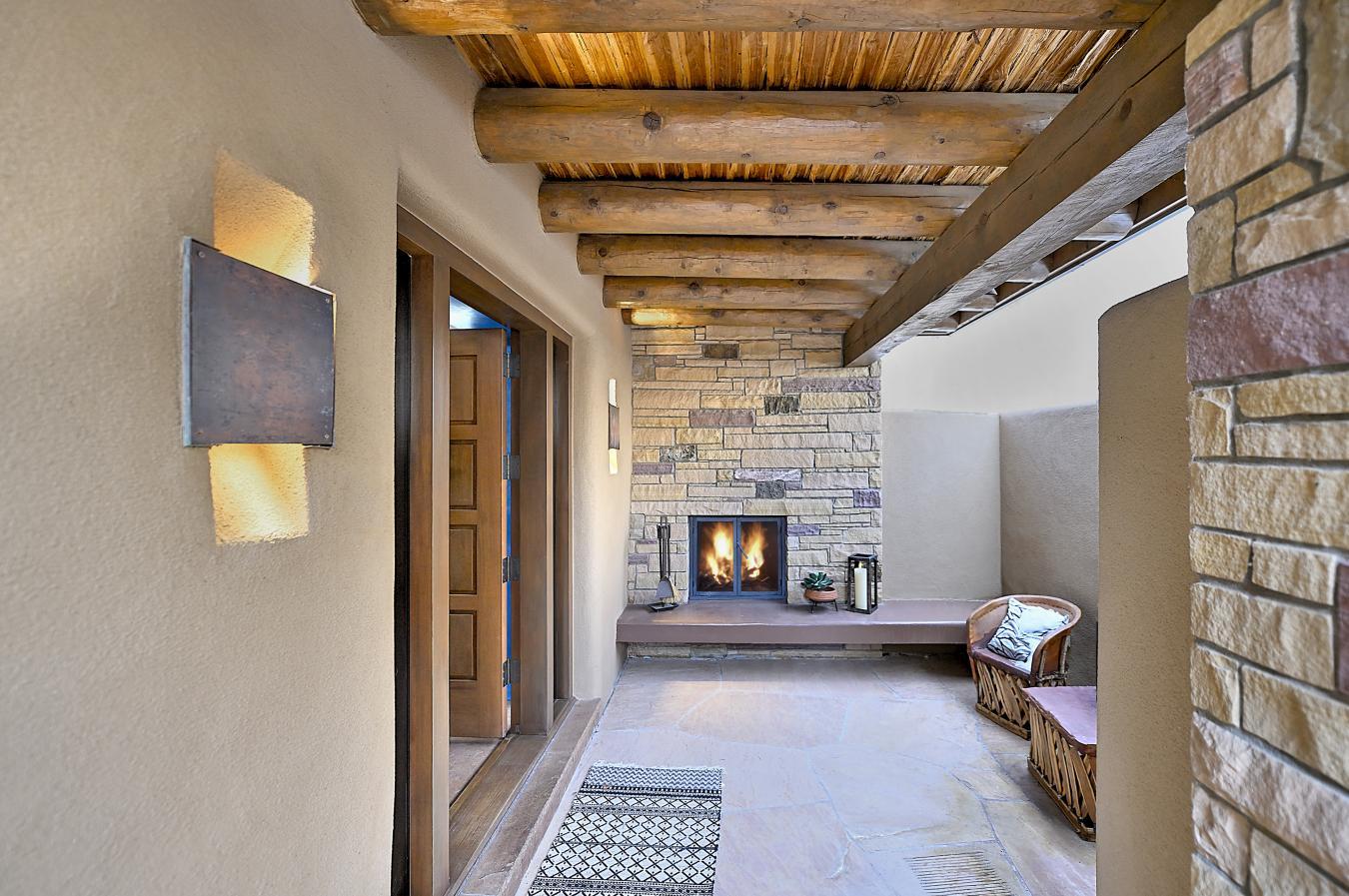 Santa Fe, New Mexico, 87501, United States, 4 Bedrooms Bedrooms, ,6 BathroomsBathrooms,Residential,For Sale,1920169