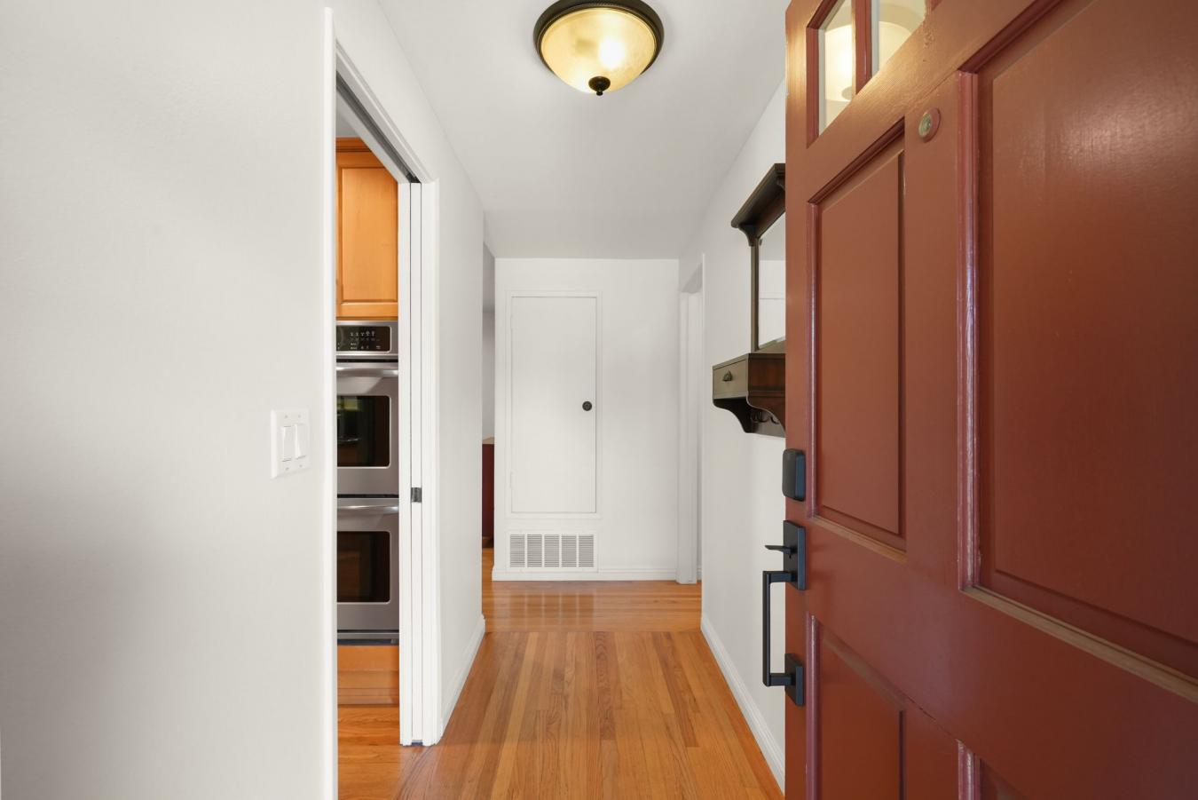 Newbury Park CA, Ventura, 91230, United States, 3 Bedrooms Bedrooms, ,2 BathroomsBathrooms,Residential,For Sale,1922220