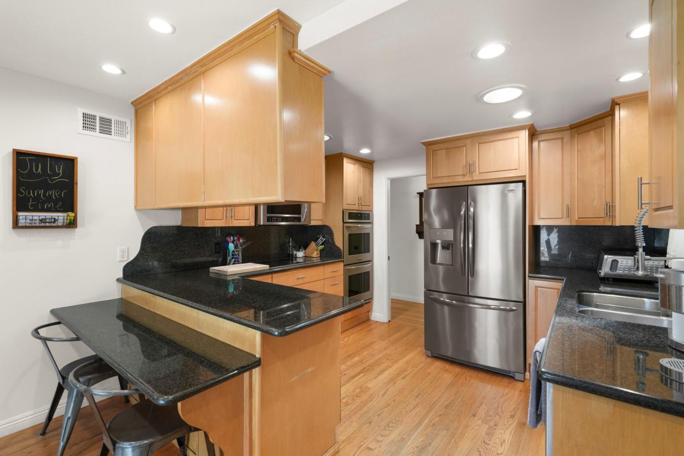 Newbury Park CA, Ventura, 91230, United States, 3 Bedrooms Bedrooms, ,2 BathroomsBathrooms,Residential,For Sale,1922220