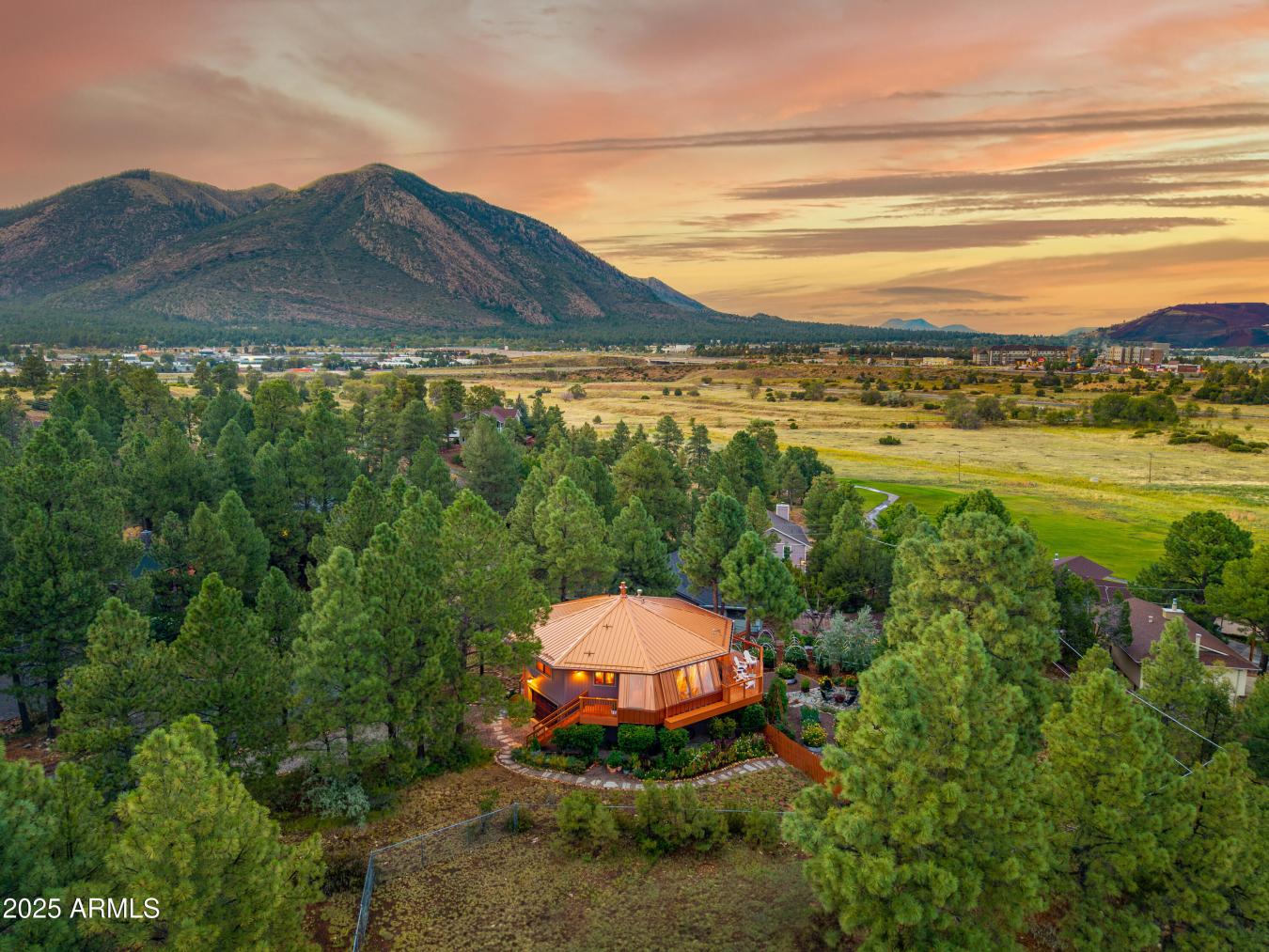 Flagstaff, Coconino, 86004, United States, 3 Bedrooms Bedrooms, ,4 BathroomsBathrooms,Residential,For Sale,1922218