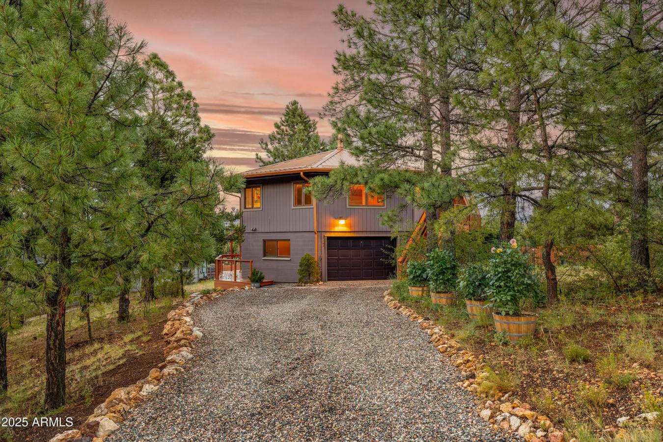 Flagstaff, Coconino, 86004, United States, 3 Bedrooms Bedrooms, ,4 BathroomsBathrooms,Residential,For Sale,1922218