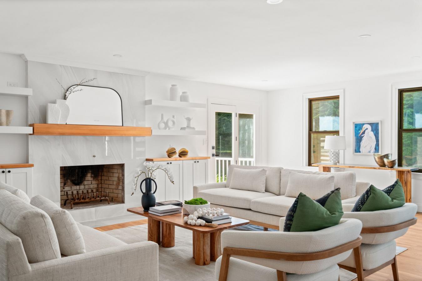 Wellesley, Norfolk, 02481, United States, 5 Bedrooms Bedrooms, ,4 BathroomsBathrooms,Residential,For Sale,1929355