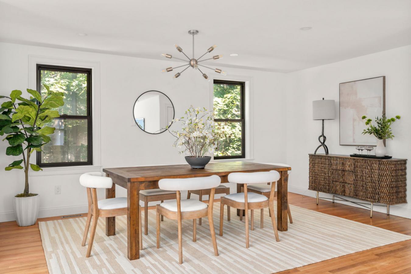 Wellesley, Norfolk, 02481, United States, 5 Bedrooms Bedrooms, ,4 BathroomsBathrooms,Residential,For Sale,1929355