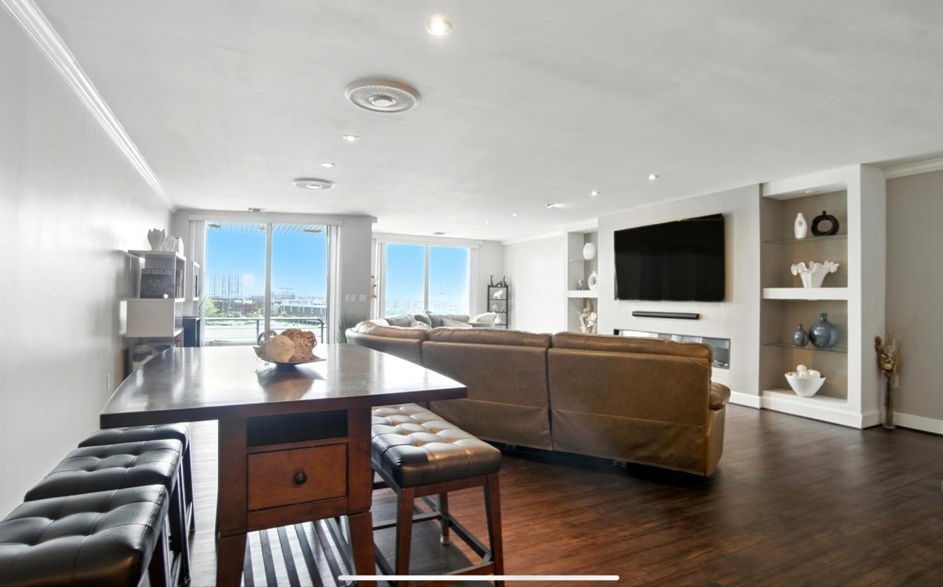 Norfolk, Virginia, 23510, United States, 3 Bedrooms Bedrooms, ,2 BathroomsBathrooms,Residential,For Sale,1922217