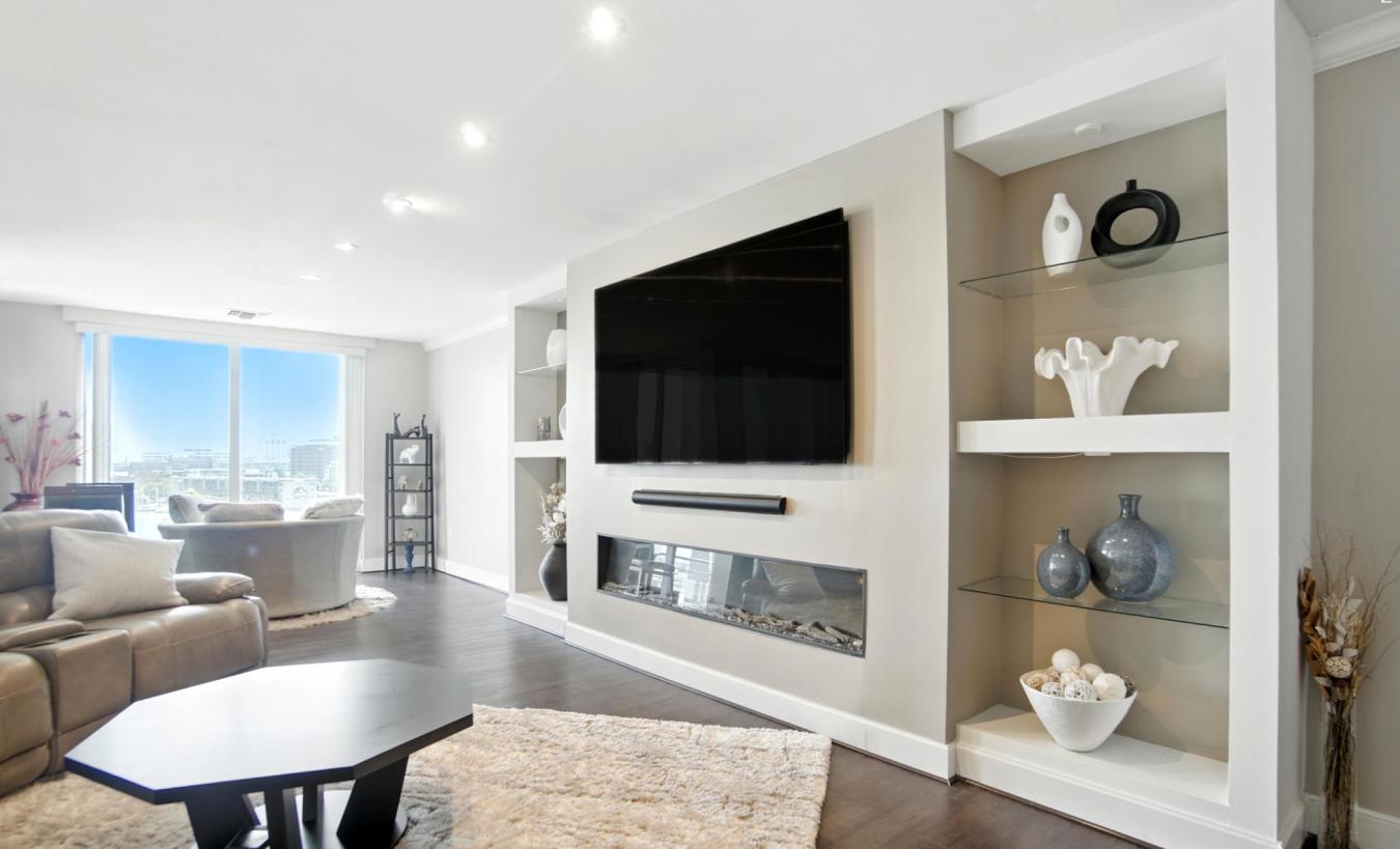 Norfolk, Virginia, 23510, United States, 3 Bedrooms Bedrooms, ,2 BathroomsBathrooms,Residential,For Sale,1922217