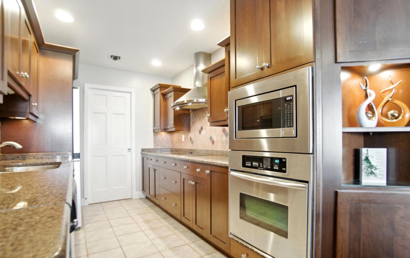 Norfolk, Virginia, 23510, United States, 3 Bedrooms Bedrooms, ,2 BathroomsBathrooms,Residential,For Sale,1922217
