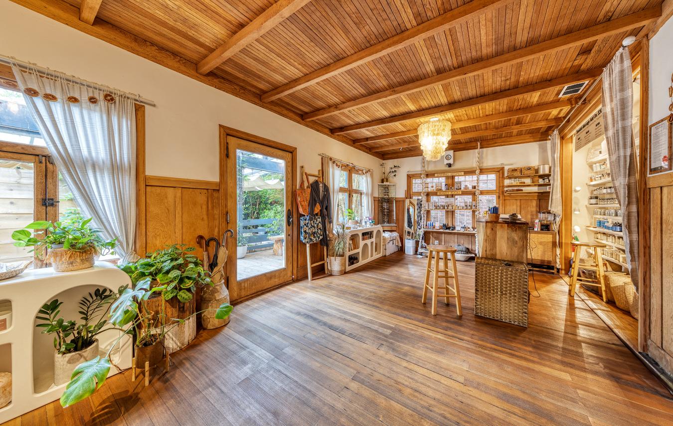 Venice, Los Angeles, 90291, United States, 3 Bedrooms Bedrooms, ,1 BathroomBathrooms,Residential,For Sale,1922216