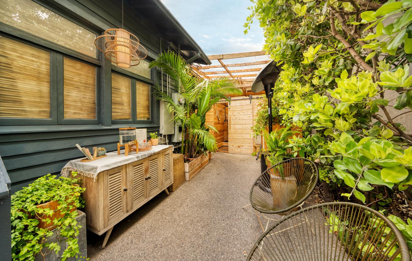 Venice, Los Angeles, 90291, United States, 3 Bedrooms Bedrooms, ,1 BathroomBathrooms,Residential,For Sale,1922216