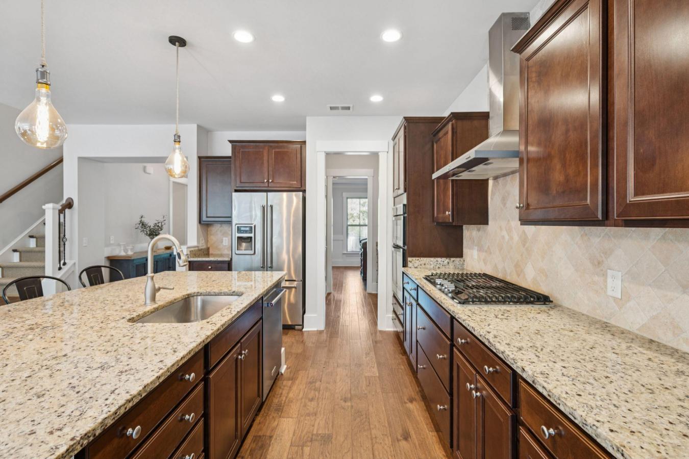 Mount Pleasant, Charleston, 29466, United States, 5 Bedrooms Bedrooms, ,4 BathroomsBathrooms,Residential,For Sale,1922605