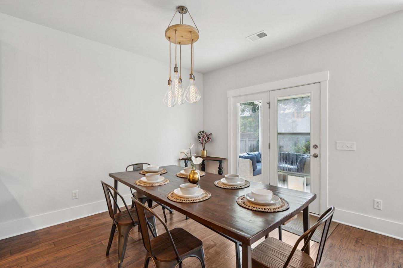 Mount Pleasant, Charleston, 29466, United States, 5 Bedrooms Bedrooms, ,4 BathroomsBathrooms,Residential,For Sale,1922605