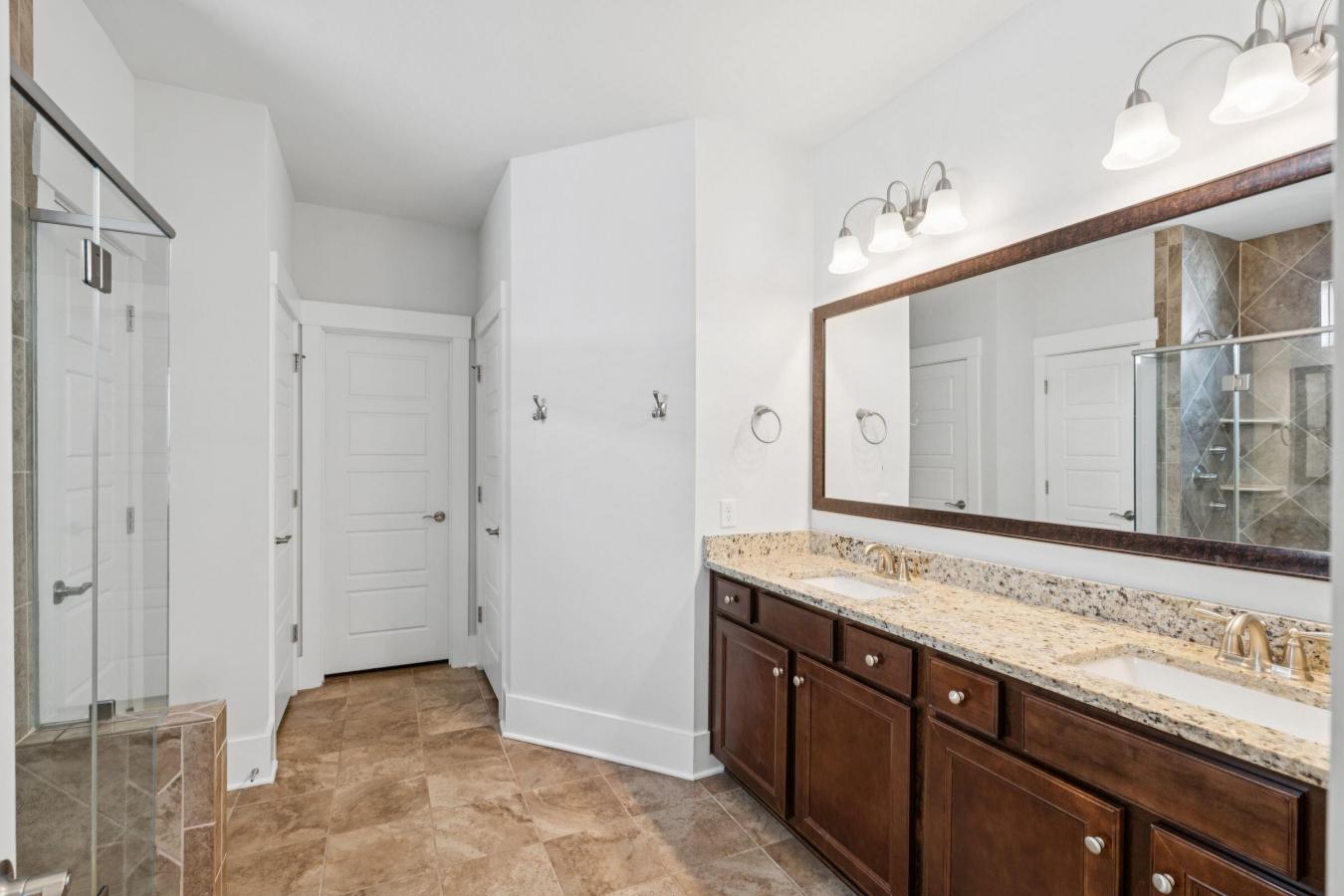 Mount Pleasant, Charleston, 29466, United States, 5 Bedrooms Bedrooms, ,4 BathroomsBathrooms,Residential,For Sale,1922605