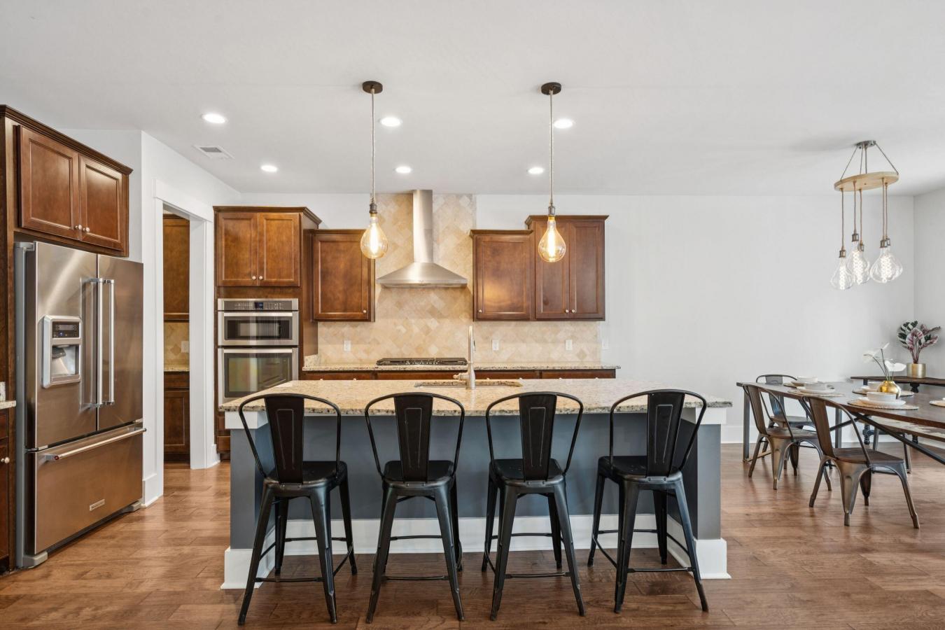 Mount Pleasant, Charleston, 29466, United States, 5 Bedrooms Bedrooms, ,4 BathroomsBathrooms,Residential,For Sale,1922605