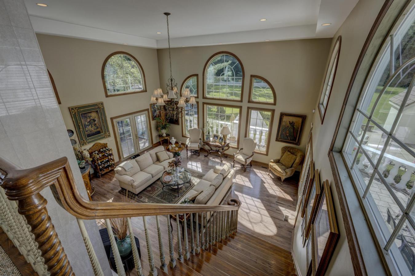 Munson Township, Ohio, 44024, United States, 4 Bedrooms Bedrooms, ,4 BathroomsBathrooms,Residential,For Sale,1922214