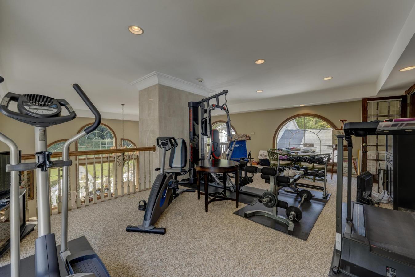 Munson Township, Ohio, 44024, United States, 4 Bedrooms Bedrooms, ,4 BathroomsBathrooms,Residential,For Sale,1922214