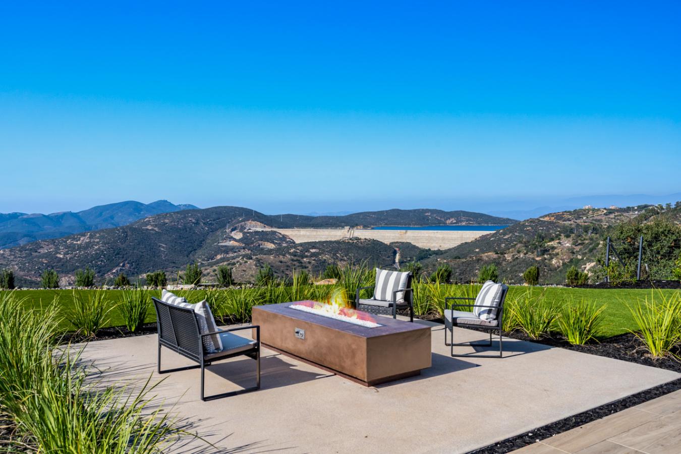 Rancho Santa Fe, San Diego, 92067, United States, 4 Bedrooms Bedrooms, ,4 BathroomsBathrooms,Residential,For Sale,1922602