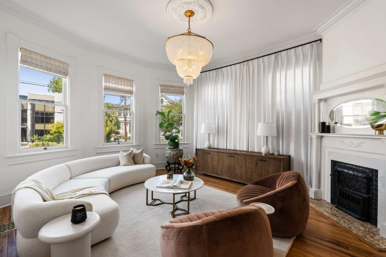 Charleston, Charleston, 29403, United States, 4 Bedrooms Bedrooms, ,4 BathroomsBathrooms,Residential,For Sale,1922597