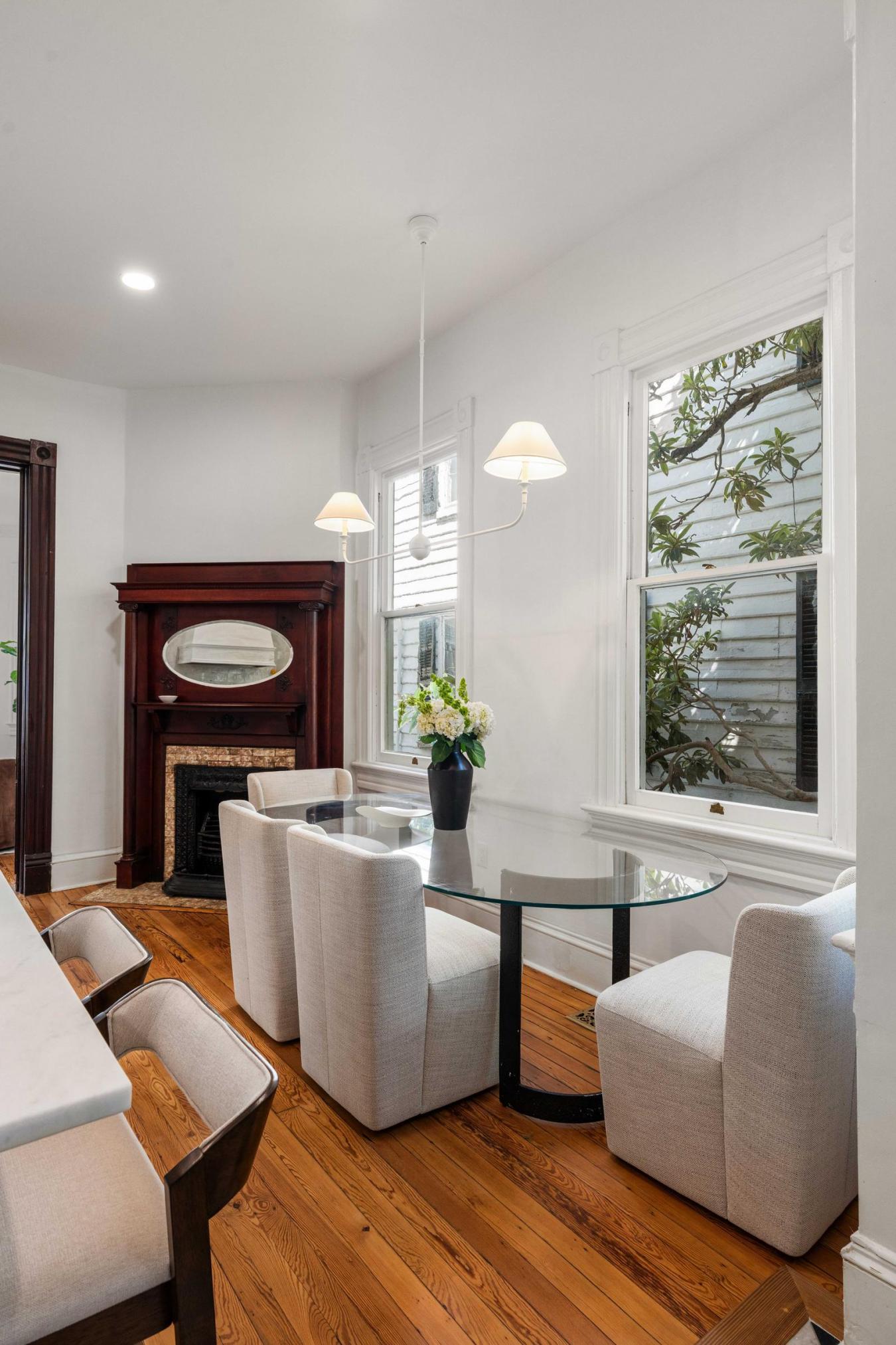 Charleston, Charleston, 29403, United States, 4 Bedrooms Bedrooms, ,4 BathroomsBathrooms,Residential,For Sale,1922597