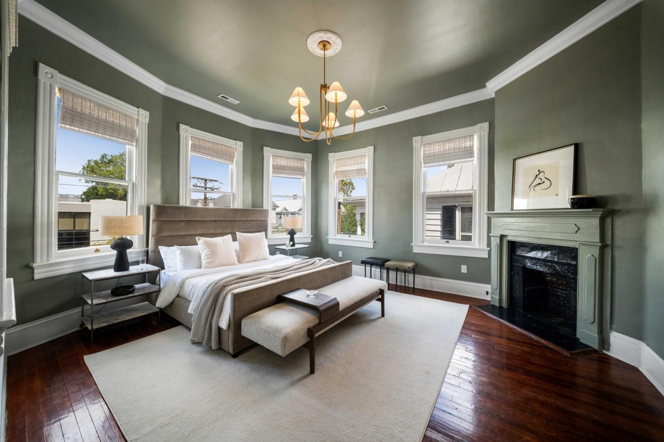 Charleston, Charleston, 29403, United States, 4 Bedrooms Bedrooms, ,4 BathroomsBathrooms,Residential,For Sale,1922597