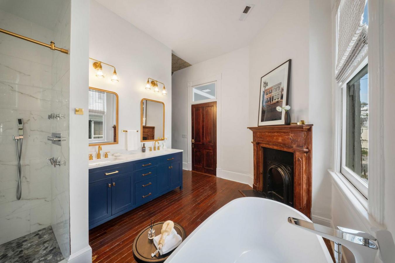 Charleston, Charleston, 29403, United States, 4 Bedrooms Bedrooms, ,4 BathroomsBathrooms,Residential,For Sale,1922597