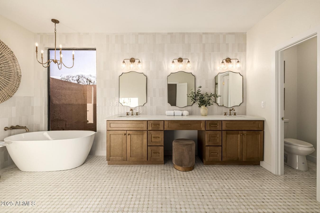 Scottsdale, Maricopa, 85258, United States, 4 Bedrooms Bedrooms, ,3 BathroomsBathrooms,Residential,For Sale,1922596