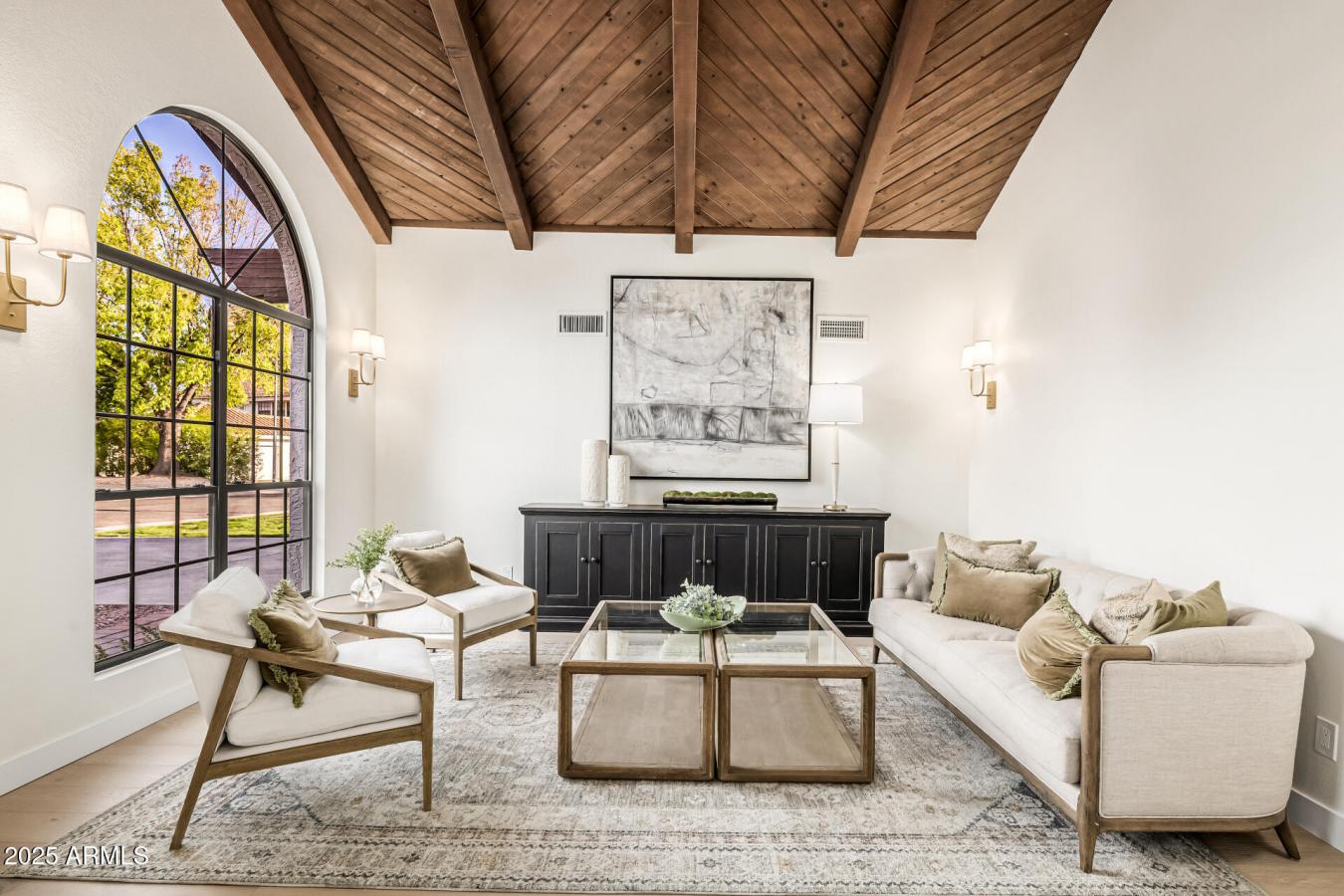 Scottsdale, Maricopa, 85258, United States, 4 Bedrooms Bedrooms, ,3 BathroomsBathrooms,Residential,For Sale,1922596