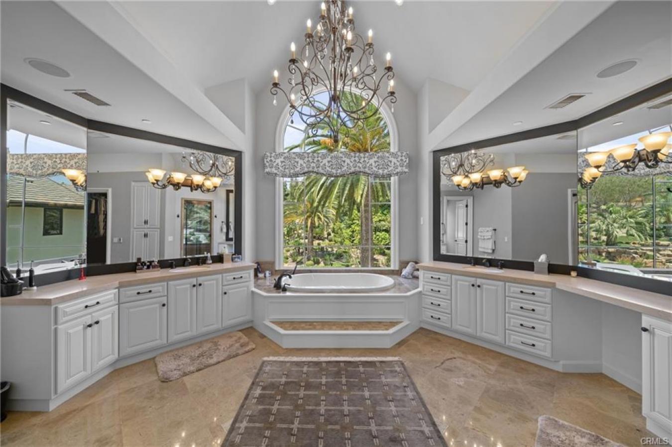 Coto de Caza, Orange County, 92679, United States, 6 Bedrooms Bedrooms, ,8 BathroomsBathrooms,Residential,For Sale,1922594