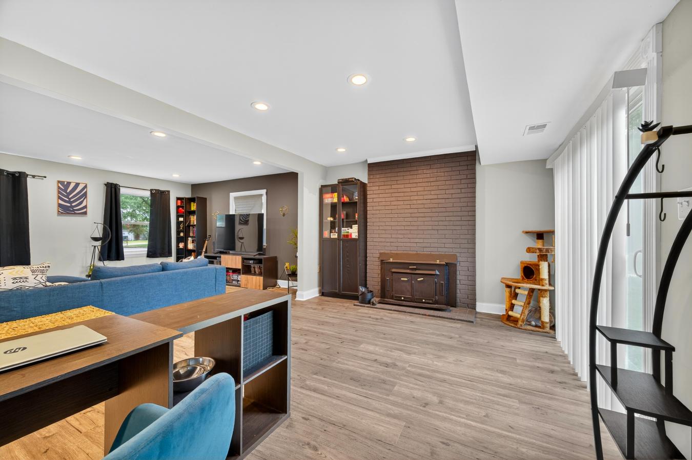 Fort Washington, Prince George's, MD, 20744, United States, 4 Bedrooms Bedrooms, ,1 BathroomBathrooms,Residential,For Sale,1922593