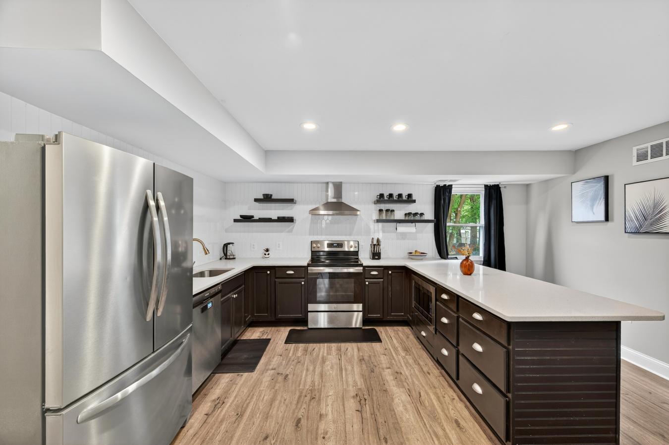 Fort Washington, Prince George's, MD, 20744, United States, 4 Bedrooms Bedrooms, ,1 BathroomBathrooms,Residential,For Sale,1922593