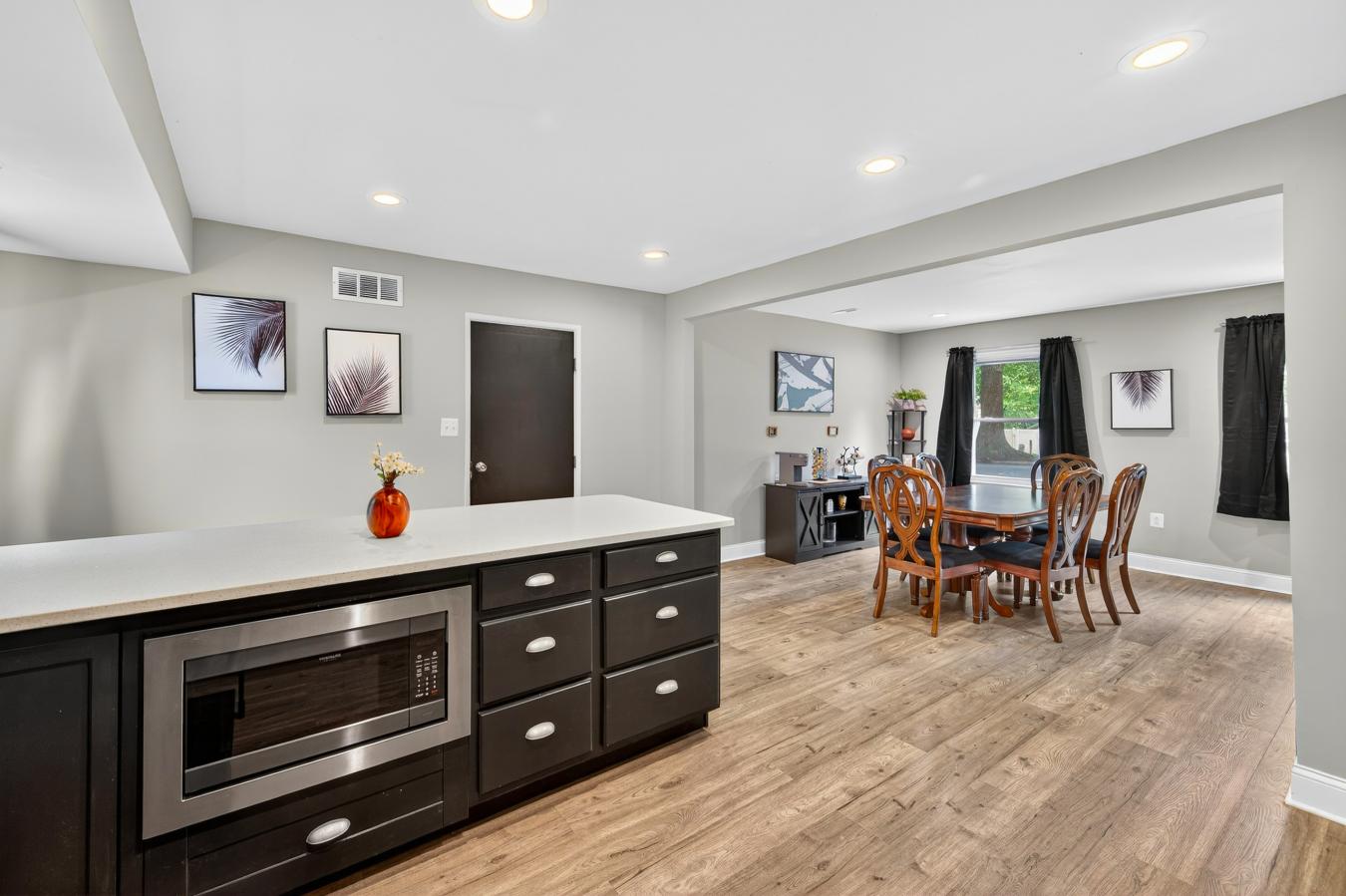 Fort Washington, Prince George's, MD, 20744, United States, 4 Bedrooms Bedrooms, ,1 BathroomBathrooms,Residential,For Sale,1922593