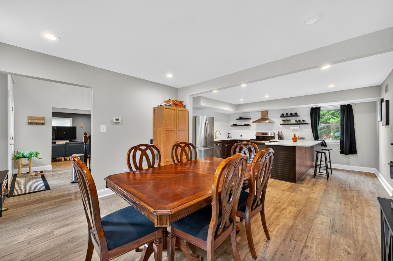 Fort Washington, Prince George's, MD, 20744, United States, 4 Bedrooms Bedrooms, ,1 BathroomBathrooms,Residential,For Sale,1922593