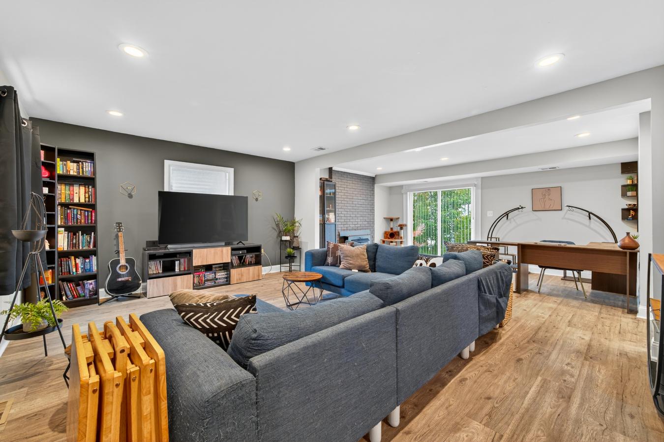 Fort Washington, Prince George's, MD, 20744, United States, 4 Bedrooms Bedrooms, ,1 BathroomBathrooms,Residential,For Sale,1922593