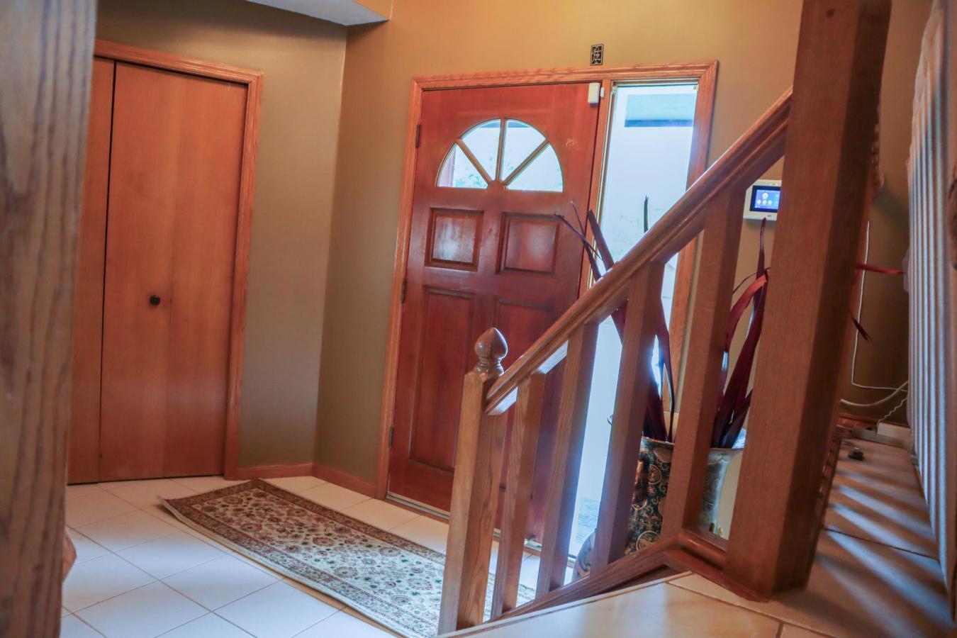 Apple Valley, Dakota, 55124, United States, 5 Bedrooms Bedrooms, ,4 BathroomsBathrooms,Residential,For Sale,1922588