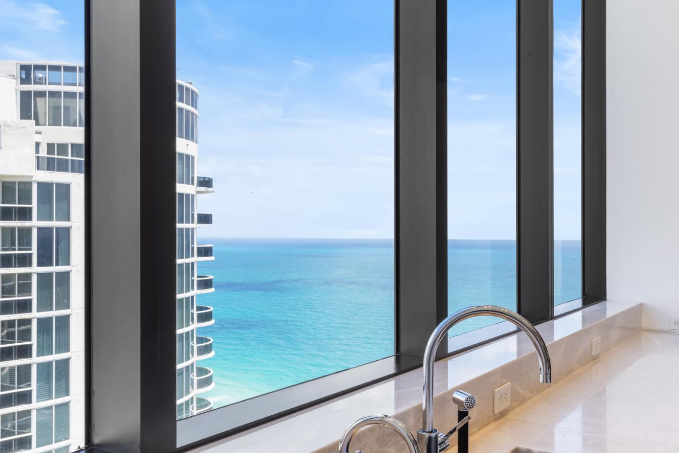 Sunny Isles Beach, Broward, 33160, United States, 2 Bedrooms Bedrooms, ,2 BathroomsBathrooms,Residential,For Sale,1926854