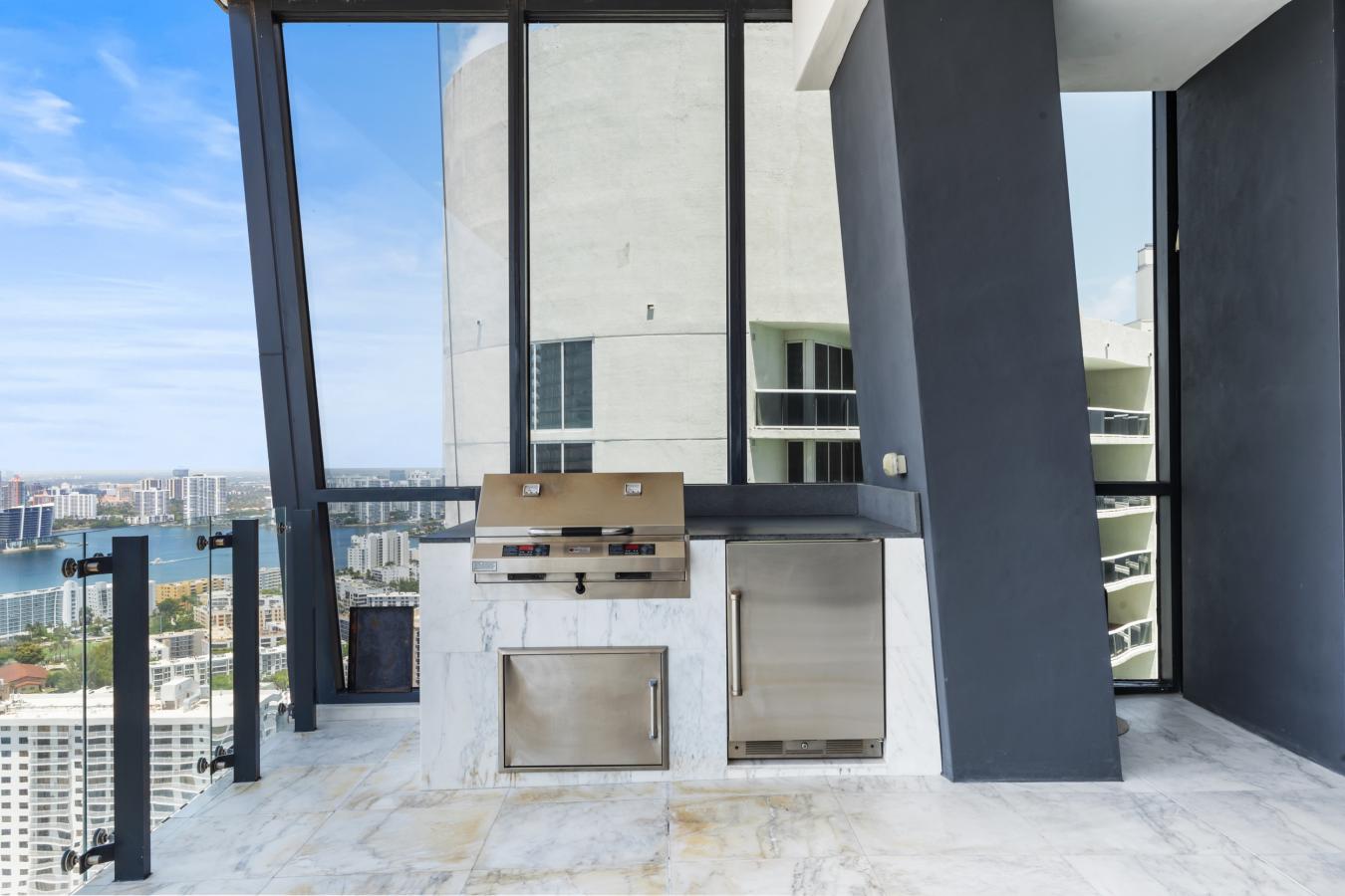 Sunny Isles Beach, Broward, 33160, United States, 2 Bedrooms Bedrooms, ,2 BathroomsBathrooms,Residential,For Sale,1926854