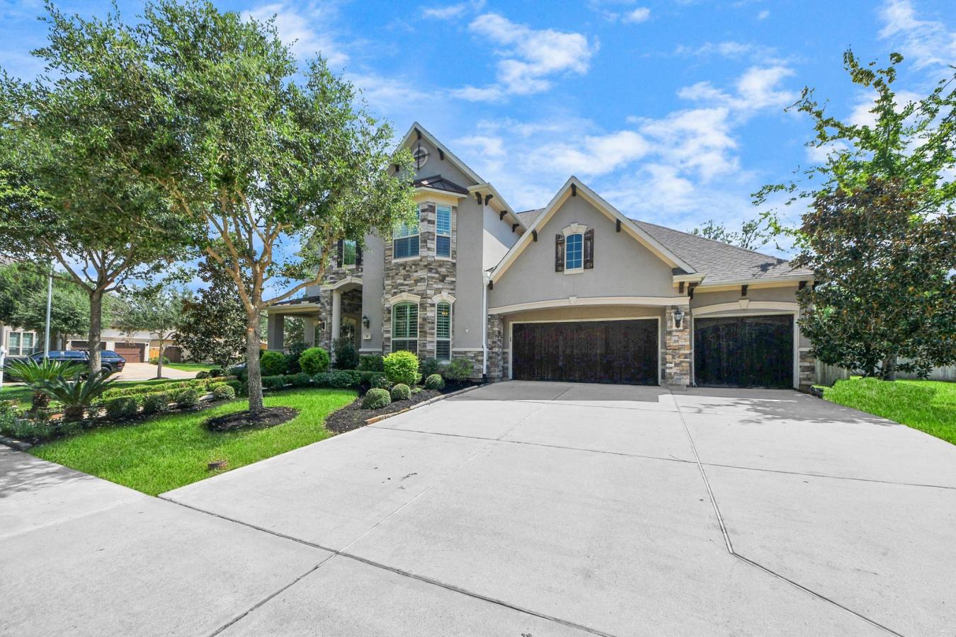 Missouri City, Fort Bend, 77459, United States, 5 Bedrooms Bedrooms, ,4 BathroomsBathrooms,Residential,For Sale,1929570