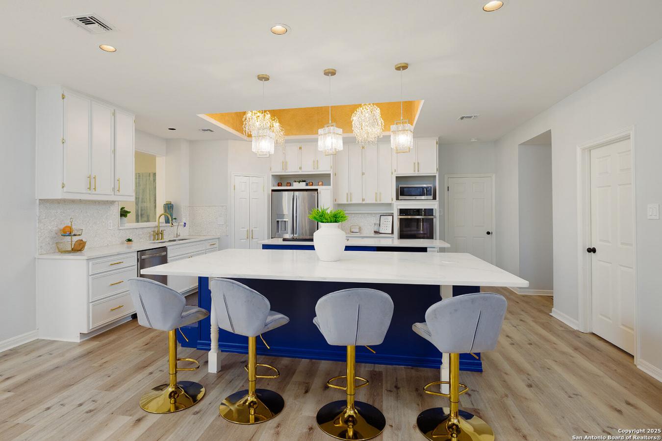 Hollywood Park, Bexar, 78232, United States, 7 Bedrooms Bedrooms, ,6 BathroomsBathrooms,Residential,For Sale,1922584