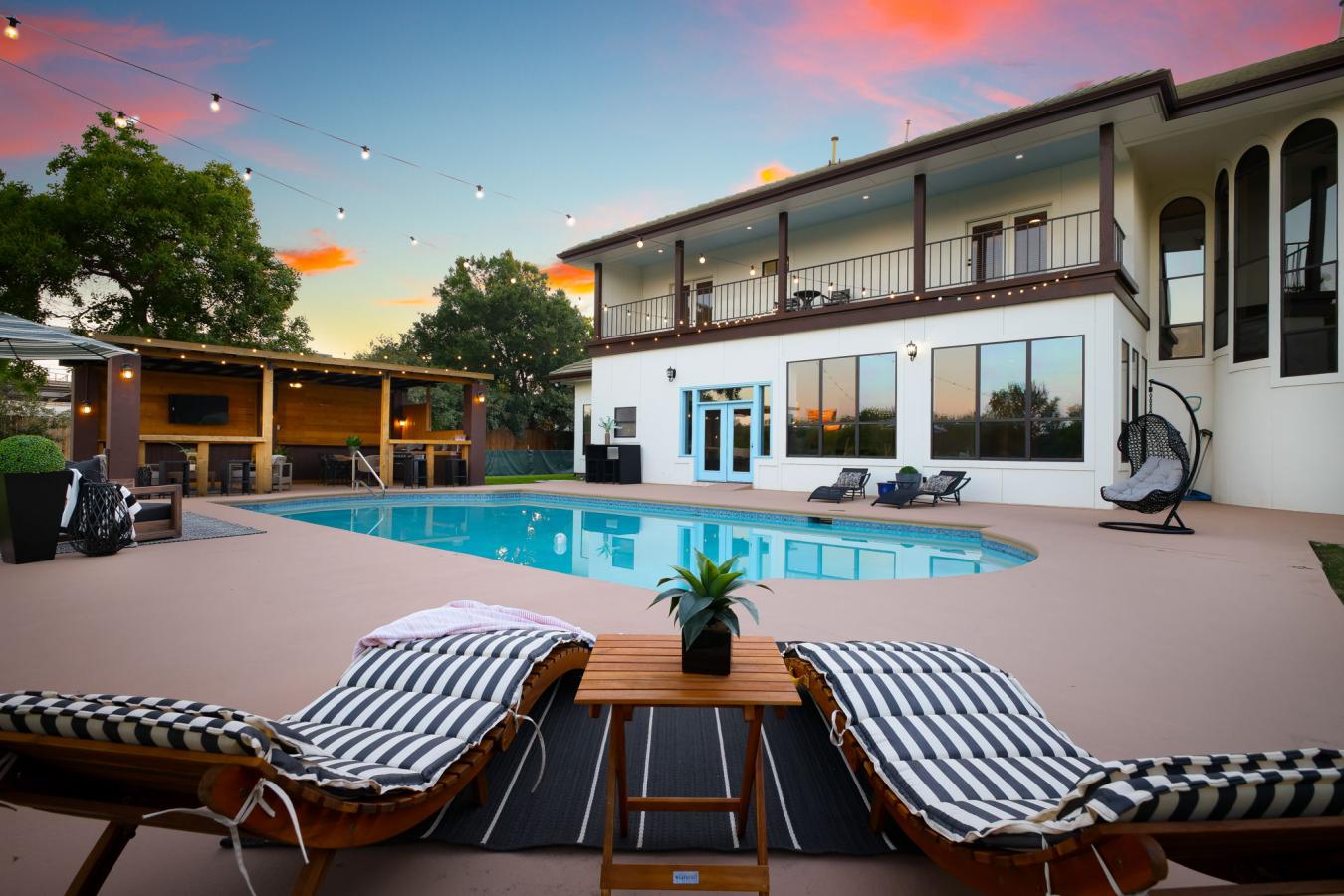 Hollywood Park, Bexar, 78232, United States, 7 Bedrooms Bedrooms, ,6 BathroomsBathrooms,Residential,For Sale,1922584