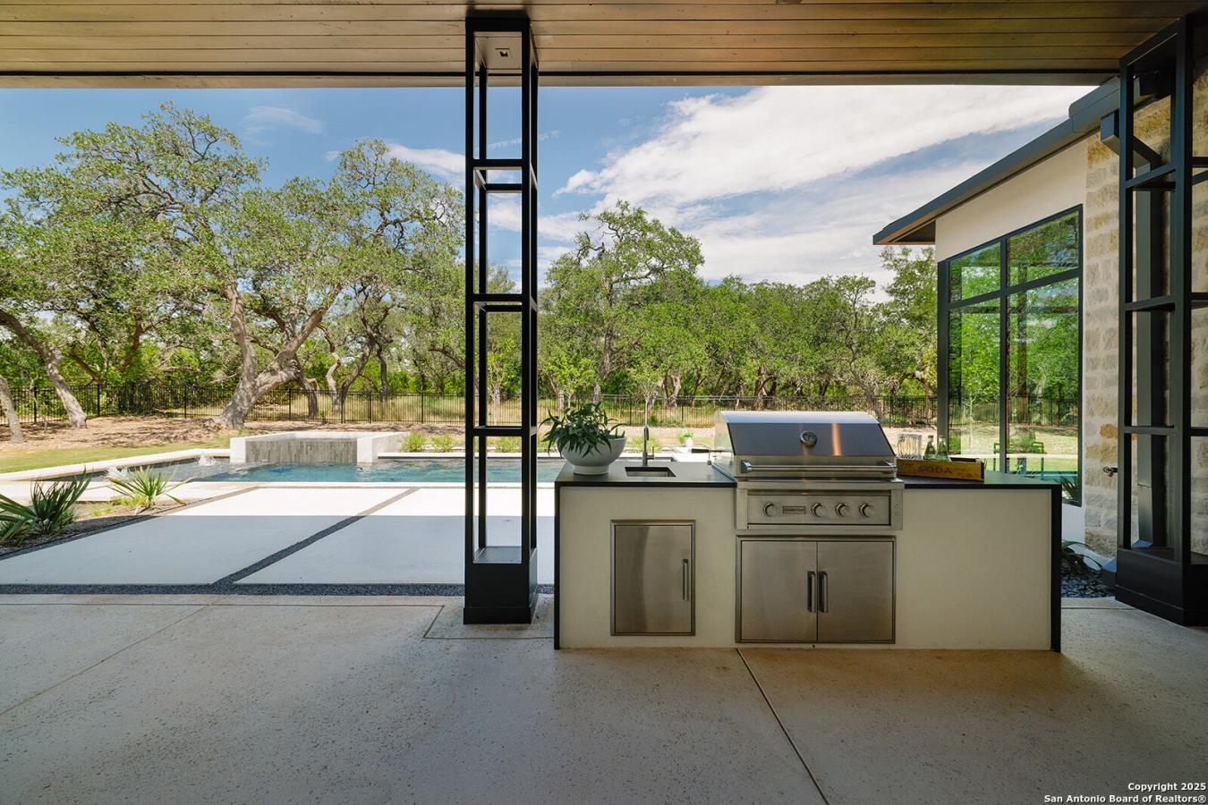 Boerne, Kendall, 78006, United States, 4 Bedrooms Bedrooms, ,4 BathroomsBathrooms,Residential,For Sale,1922582