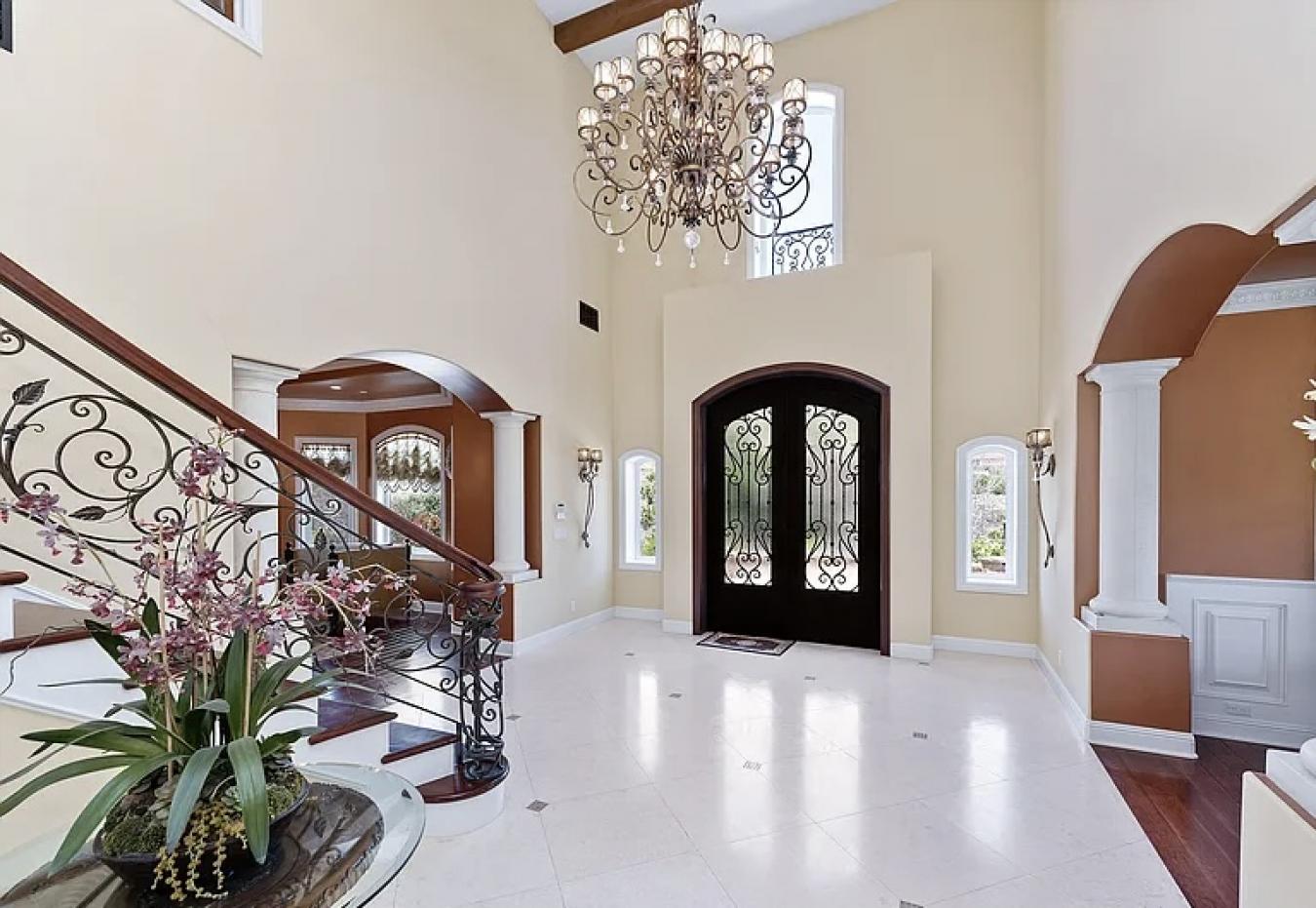 Simi Valley, Ventura, 93065, United States, 5 Bedrooms Bedrooms, ,4 BathroomsBathrooms,Residential,For Sale,1926853