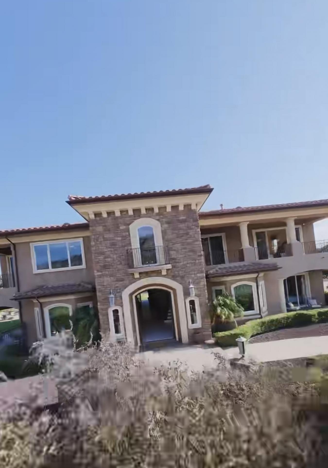 Simi Valley, Ventura, 93065, United States, 5 Bedrooms Bedrooms, ,4 BathroomsBathrooms,Residential,For Sale,1926853