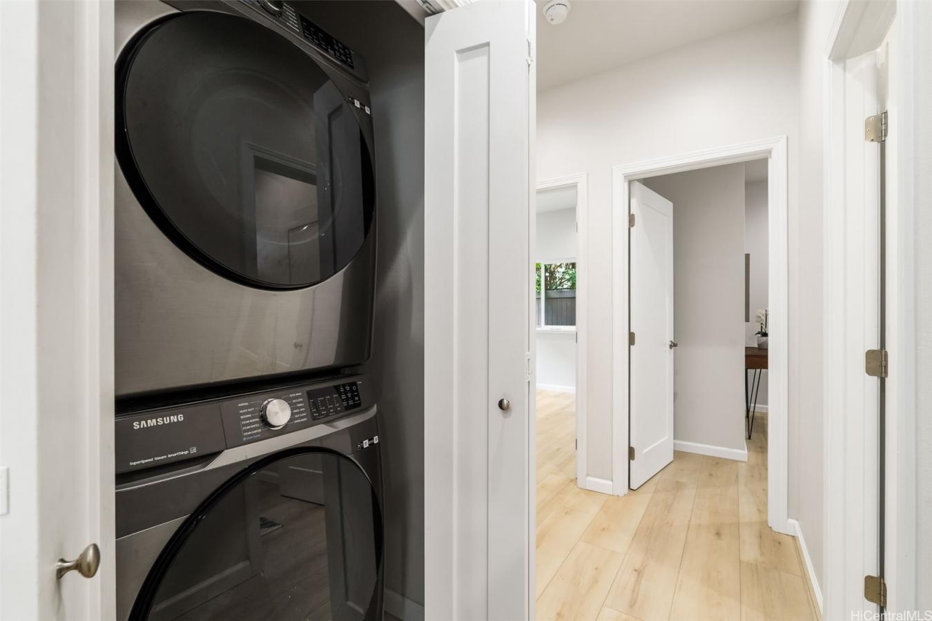 Honolulu, Oahu, 96822, United States, 5 Bedrooms Bedrooms, ,3 BathroomsBathrooms,Residential,For Sale,1926847