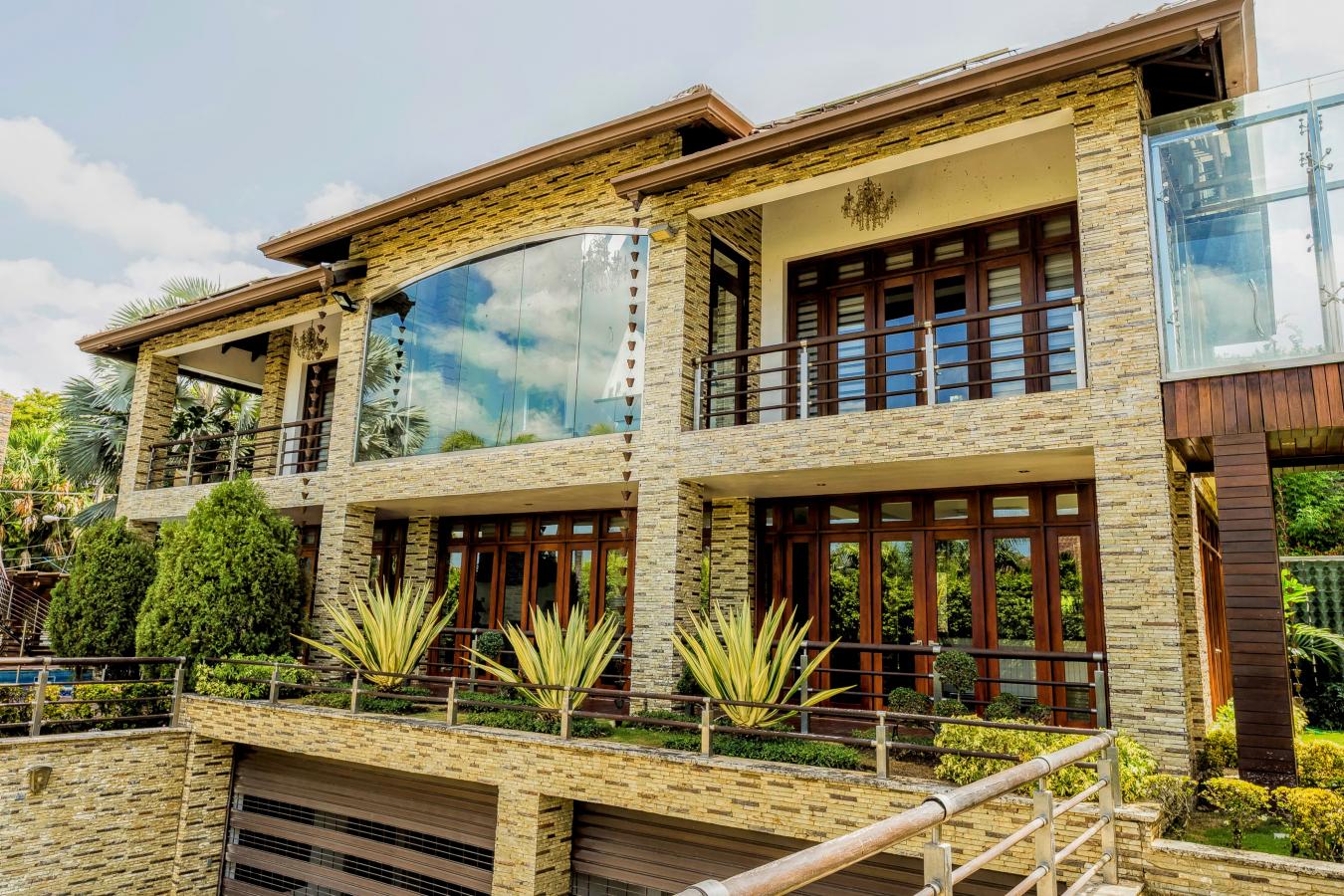 Los Cerros de Gurabo, Dominican Republic, 5 Bedrooms Bedrooms, ,4 BathroomsBathrooms,Residential,For Sale,1926846