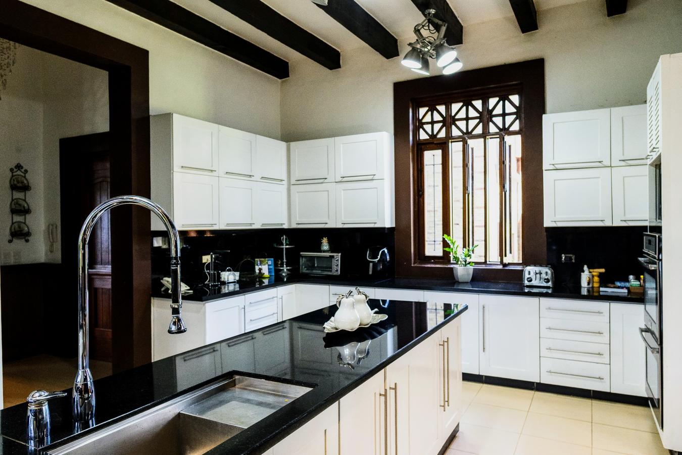 Los Cerros de Gurabo, Dominican Republic, 5 Bedrooms Bedrooms, ,4 BathroomsBathrooms,Residential,For Sale,1926846