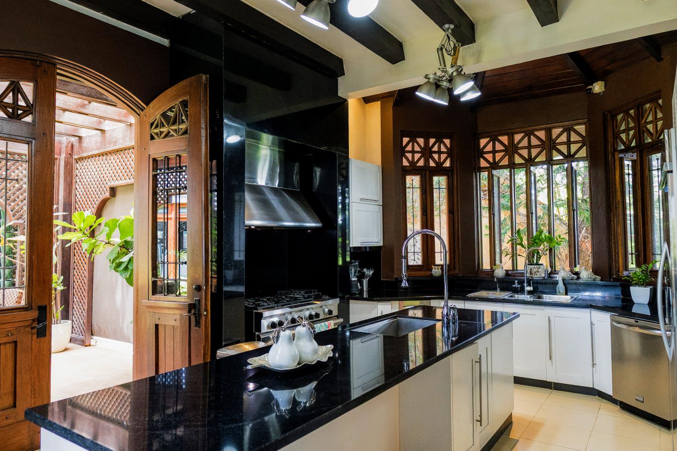 Los Cerros de Gurabo, Dominican Republic, 5 Bedrooms Bedrooms, ,4 BathroomsBathrooms,Residential,For Sale,1926846