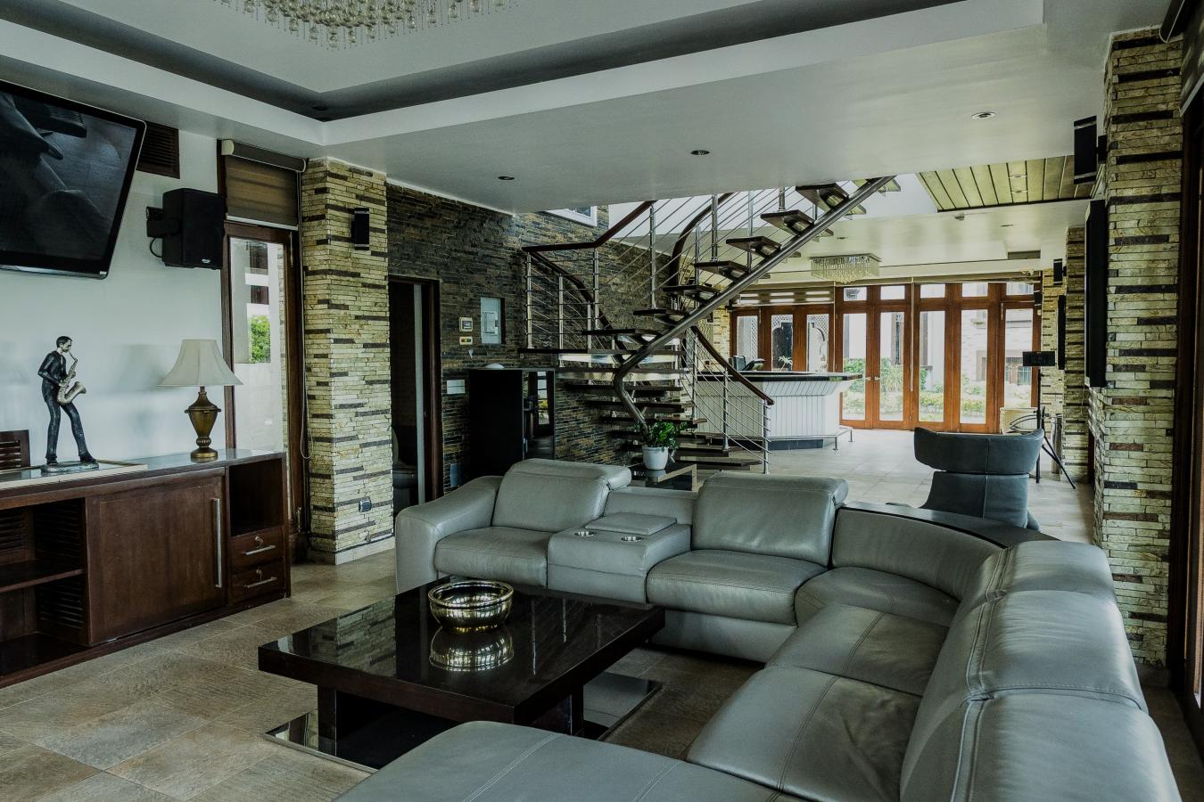 Los Cerros de Gurabo, Dominican Republic, 5 Bedrooms Bedrooms, ,4 BathroomsBathrooms,Residential,For Sale,1926846